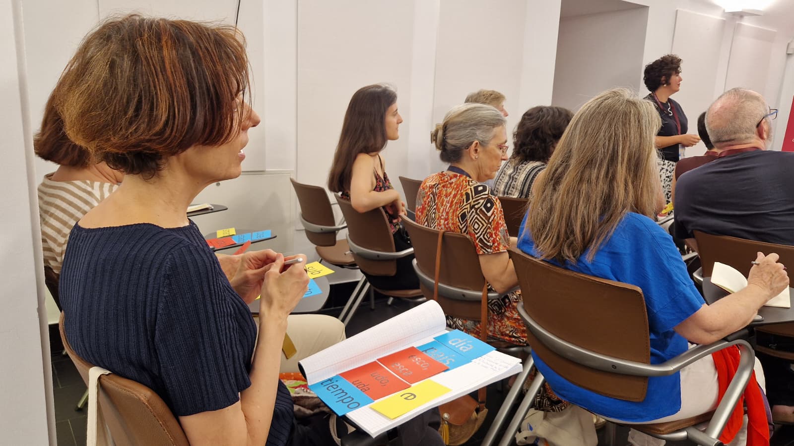 Un taller práctico sobre la creatividad léxica protagoniza la clausura del curso sobre comunicación global e IA - 4